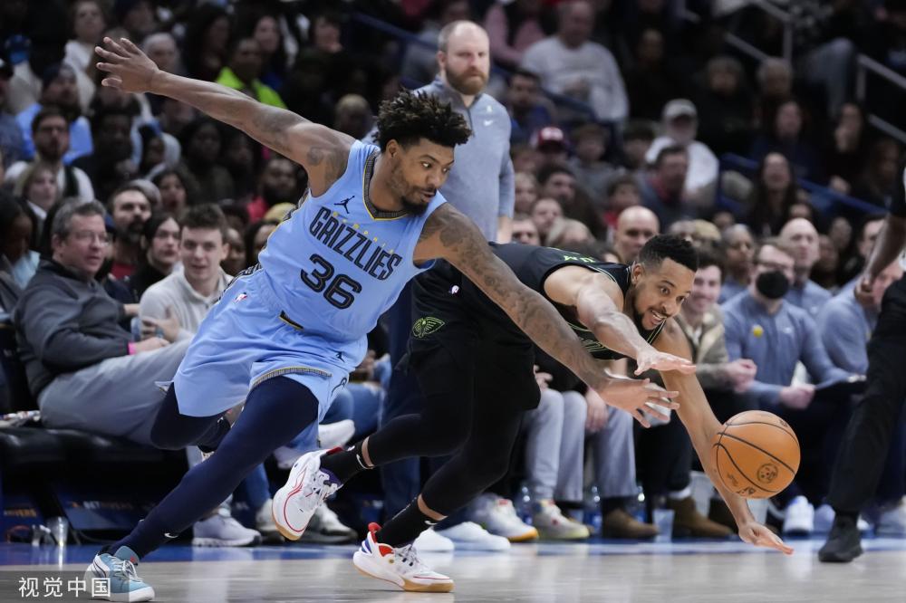 年从摩纳哥 年从摩纳哥